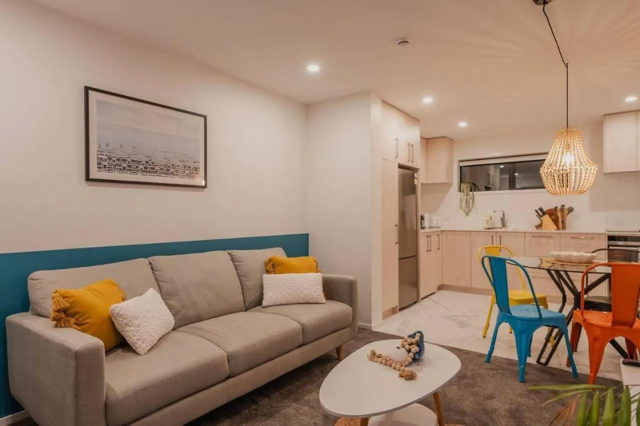 Seaviews On Marine Parade Christchurch Apartment